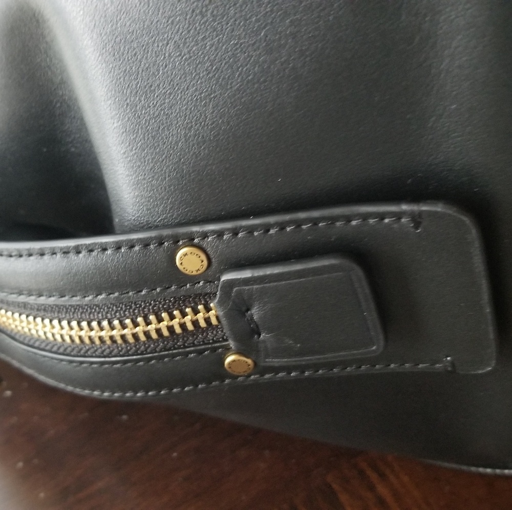 Coach Ladies Bag. - Picture 4 of 7